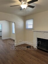 1927 Lawn Ave in Cincinnati, OH - Building Photo - Building Photo