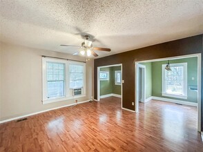 4501 Avenue C in Austin, TX - Building Photo - Building Photo