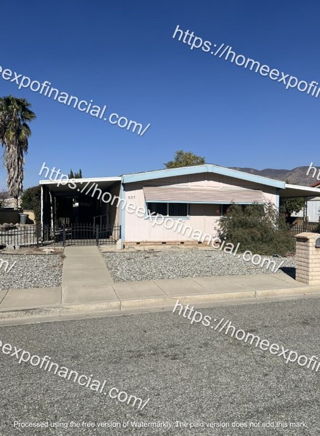 537 Estrella St in San Jacinto, CA - Building Photo - Building Photo