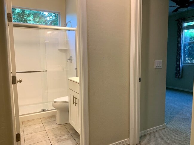 4650 E Tierra Buena Ln