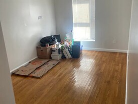 26 High St, Unit 22-11 in Medford, MA - Building Photo