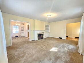 1017 E Sharp Ave in Spokane, WA - Building Photo - Building Photo