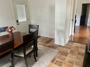 5015 N Territorial Rd in Ann Arbor, MI - Building Photo - Building Photo