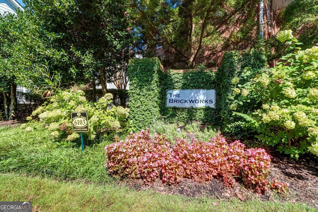 600 Brickworks Cir NE in Atlanta, GA - Building Photo