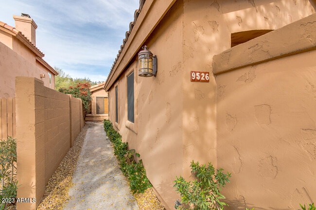9526 E Wood Dr in Scottsdale, AZ - Building Photo - Building Photo