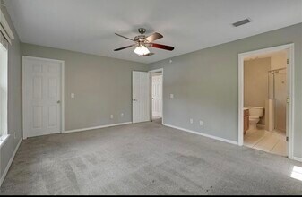 478 S Horseshoe Rd in St. Augustine, FL - Foto de edificio - Building Photo