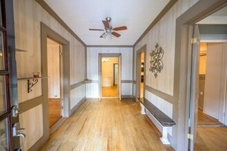 733 Falls Rd in Rocky Mount, NC - Building Photo - Building Photo
