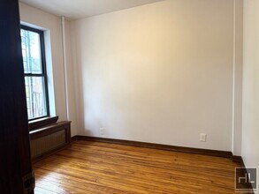 243 Senator St in Brooklyn, NY - Foto de edificio - Building Photo