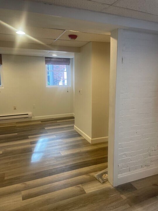 35 S Angell St in Providence, RI - Building Photo
