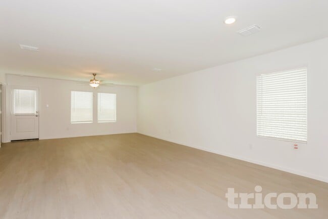 15228 Dance Hall Dr in Haslet, TX - Building Photo - Building Photo