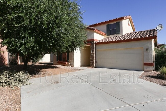 property at 2644 E Chester Dr