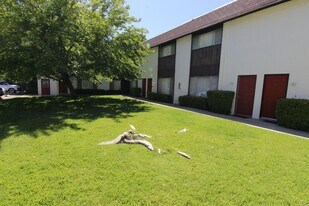 10310 El Camino Real in Atascadero, CA - Building Photo