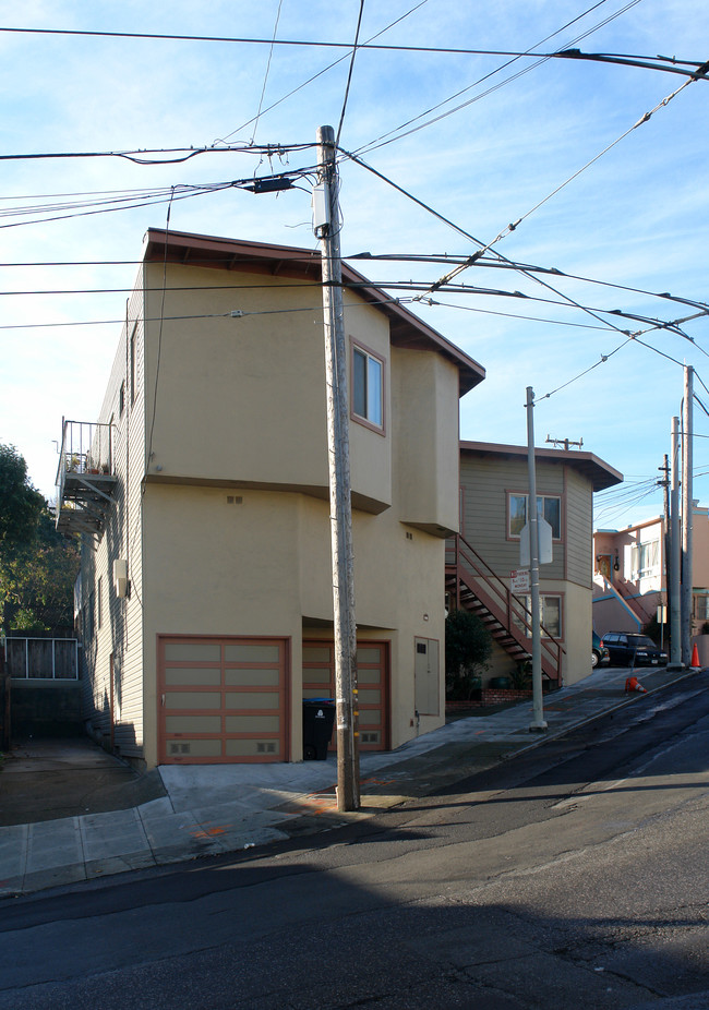 1200 Cortland Ave in San Francisco, CA - Building Photo - Building Photo