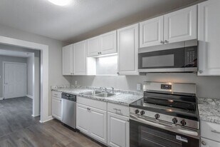 1006 Glenwood Dr in Chattanooga, TN - Building Photo