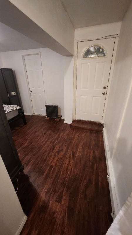 25-30-30 43rd St in Queens, NY - Building Photo - Building Photo