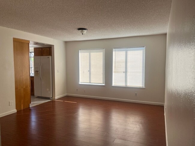 7304 Meadowgate Dr in Sacramento, CA - Building Photo - Building Photo