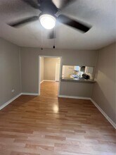 704 15th Ave N in Texas City, TX - Foto de edificio - Building Photo