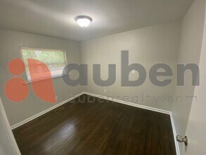 1703 Williams Rd in Chattanooga, TN - Building Photo - Building Photo
