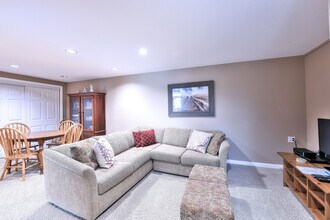 2739 Leyland Trail in Woodbury, MN - Building Photo - Building Photo