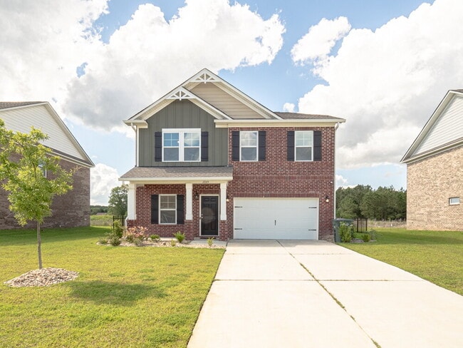 2045 Canadiangeese Dr in Sumter, SC - Building Photo - Building Photo