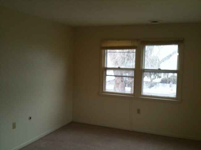 184 W Pulteney St in Corning, NY - Building Photo - Building Photo