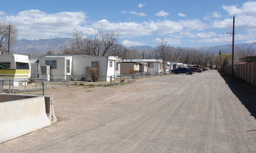 Mobile Home Park and Building in Albuquerque, NM - Building Photo - Building Photo