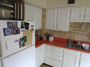 33 Sherman Terrace in Madison, WI - Building Photo - Building Photo