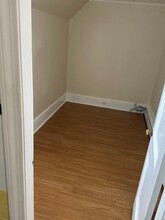 10 March St, Unit 10 MARCH ST. B 2ND. FLR in Worcester, MA - Foto de edificio - Building Photo