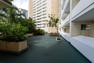 1860 Ala Moana Blvd, Unit 601 in Honolulu, HI - Building Photo - Building Photo