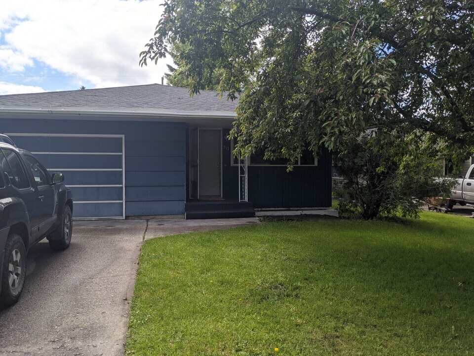 517 S 13th Ave, Unit 2 in Bozeman, MT - Building Photo