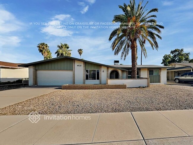 4621 W Carol Ave
