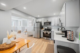 81 Luna St in Providence, RI - Building Photo - Building Photo