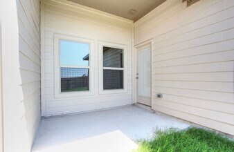 5423 Devils Gate in San Antonio, TX - Building Photo - Building Photo