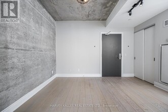 608-1608 Richmond St W in Toronto, ON - Building Photo - Building Photo