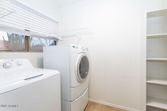 4111 E Tether Trail in Phoenix, AZ - Building Photo - Building Photo