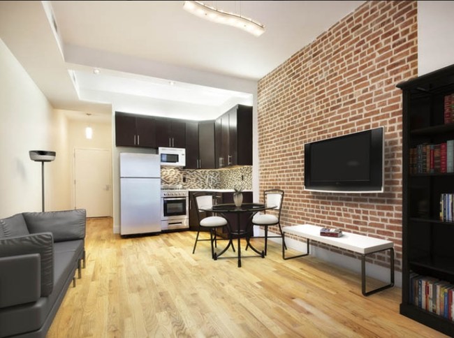 79 W 127th St in New York, NY - Foto de edificio - Interior Photo