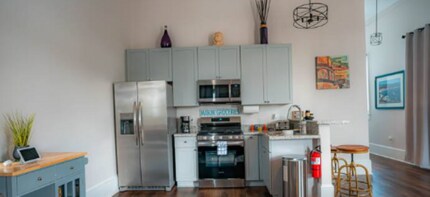 3435 Carondelet St in New Orleans, LA - Building Photo - Building Photo