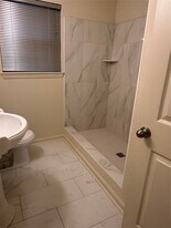 3611 Broadmead Dr in Houston, TX - Building Photo