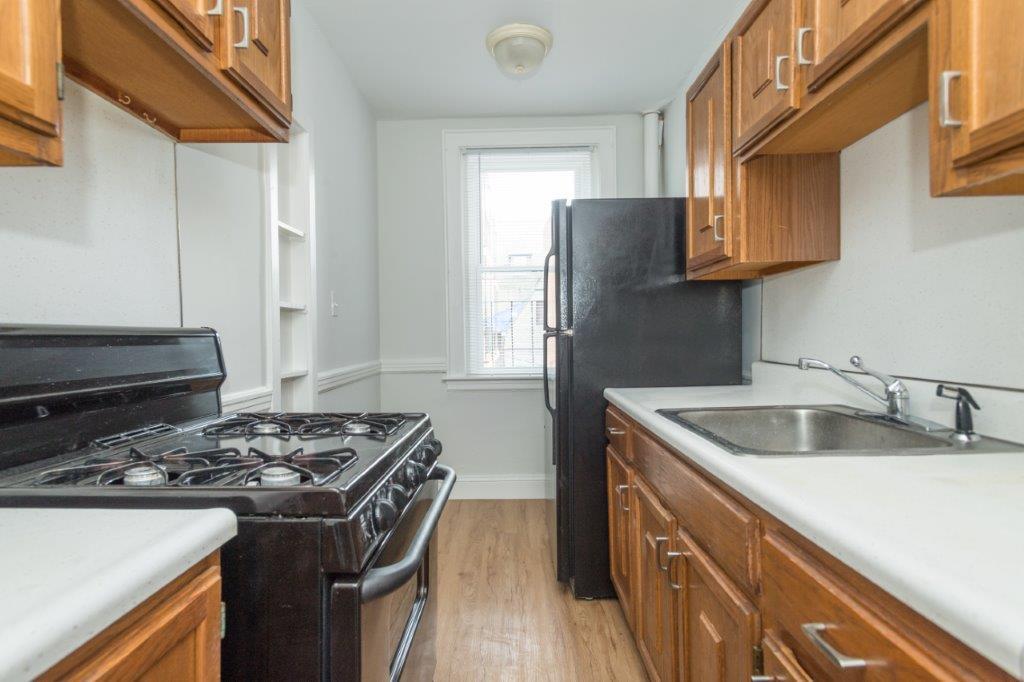 136 Highland Ave in Somerville, MA - Foto de edificio