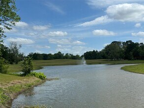 8706 Stowe Creek Ln in Missouri City, TX - Foto de edificio - Building Photo