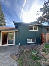928 NW Portland Ave in Bend, OR - Building Photo - Building Photo