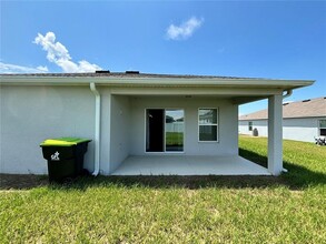 2300 Crossandra St in Mascotte, FL - Building Photo - Building Photo