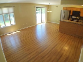 1730 Falcon Dr in Bethlehem, PA - Building Photo - Building Photo