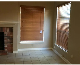 6335 John Chapman in San Antonio, TX - Building Photo - Building Photo