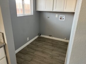 16588 Vine St in Hesperia, CA - Building Photo - Building Photo