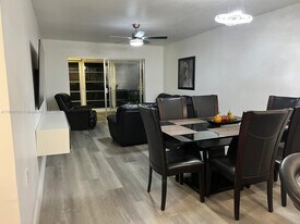 1208 Bahama Bend in Coconut Creek, FL - Building Photo