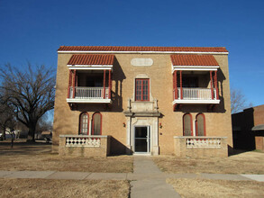 Los Piementos in Enid, OK - Building Photo - Building Photo