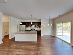 3017 Lucky Ln in Lebanon, TN - Foto de edificio - Building Photo