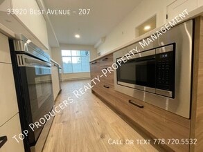 33920 Best Ave in Mission, BC - Building Photo - Building Photo