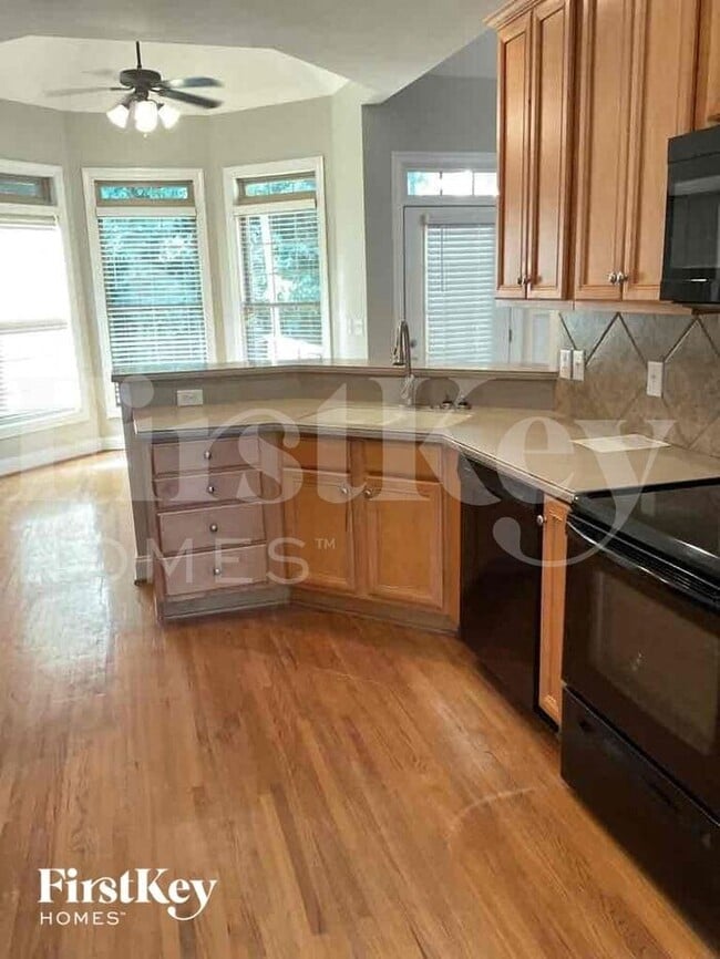 136 Cameron Dr in Chelsea, AL - Building Photo - Building Photo